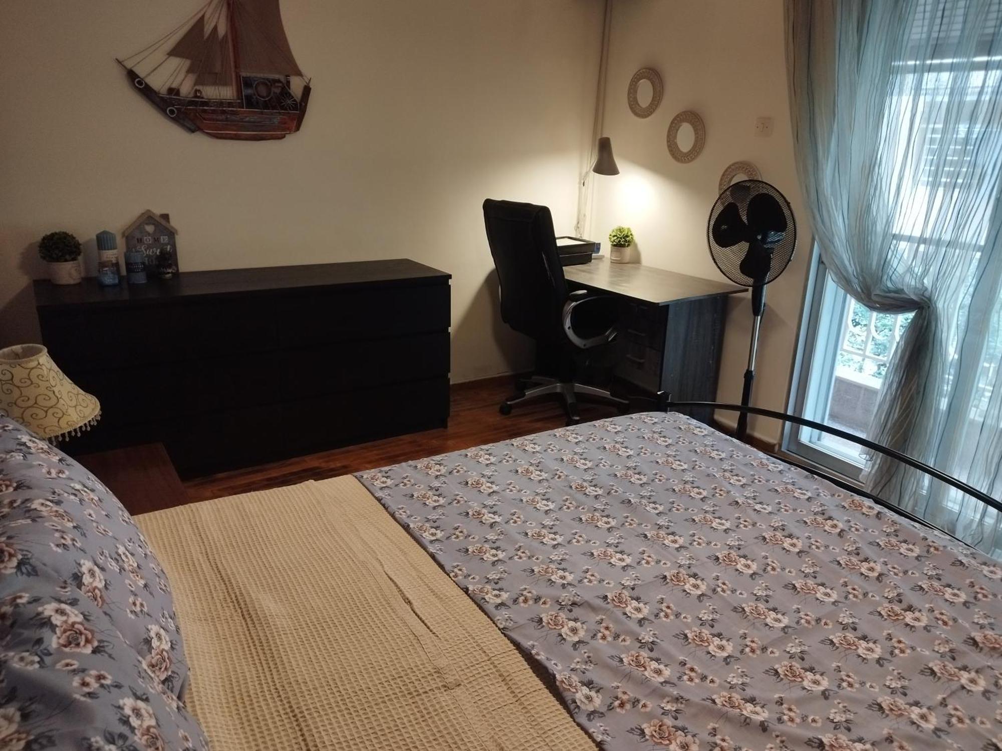 Private Rooms In Shared House 塞萨洛尼基 外观 照片