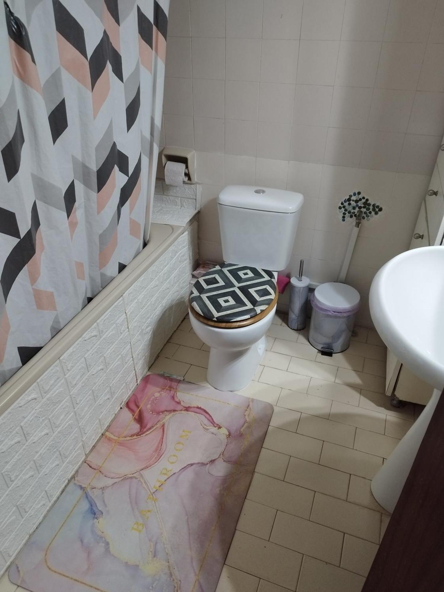 Private Rooms In Shared House 塞萨洛尼基 外观 照片